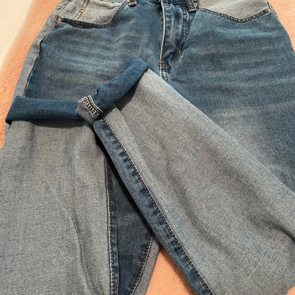 Nasty Gal Two Tone Mom Jeans - Picture 4 of 12